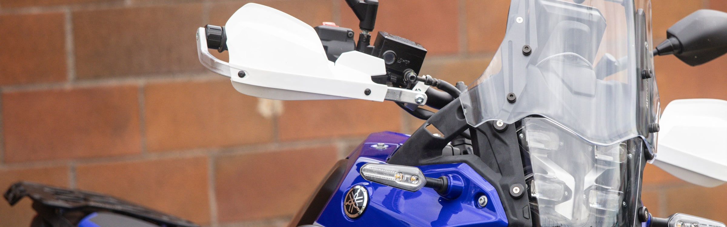 Collection Image of Windscreen Riser