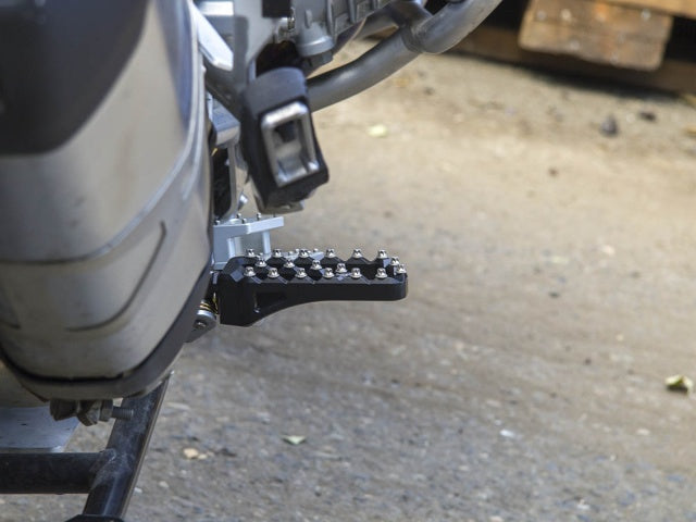 AltRider Adventure X Foot Pegs for the BMW R 1300 / 1250 / 1200 GS/GSA - Black