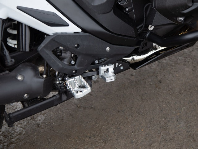 AltRider Adventure X Foot Pegs for the BMW R 1300 / 1250 / 1200 GS/GSA - Black