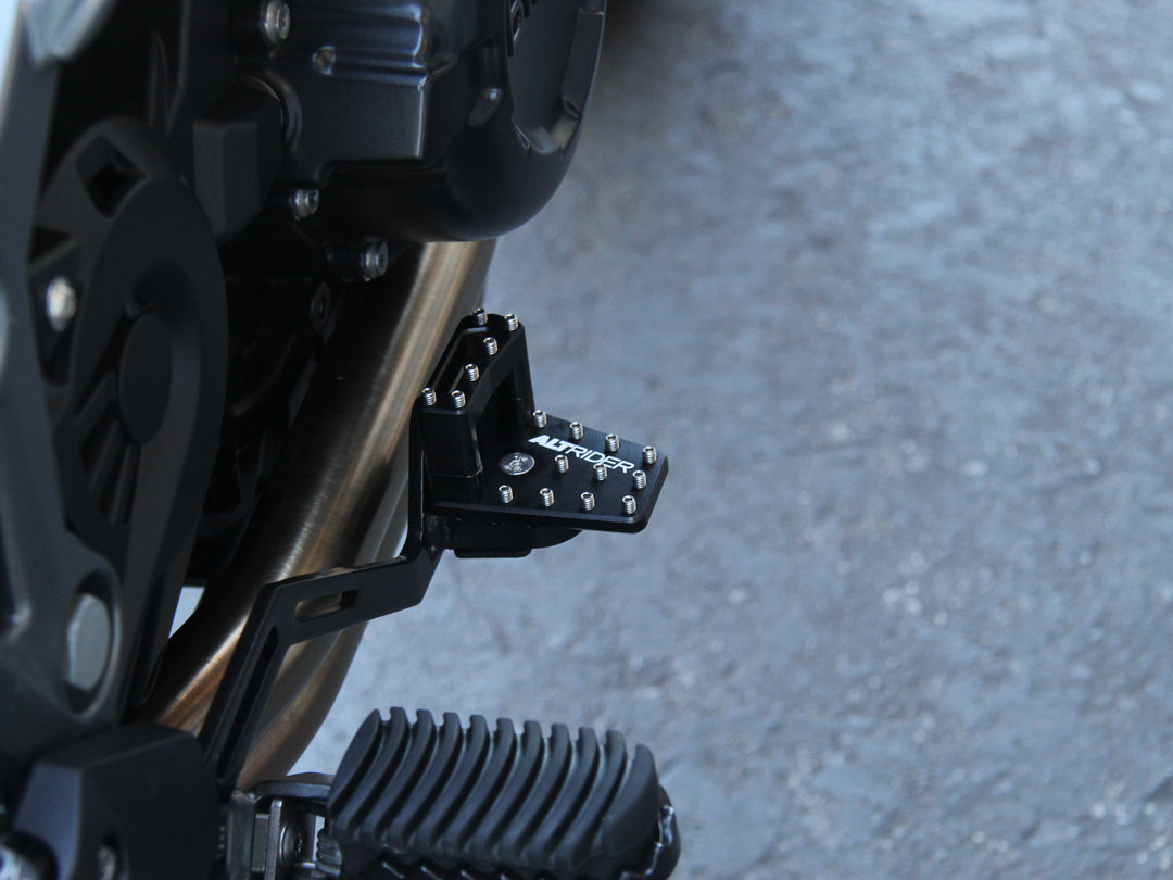 AltRider DualControl System - Enlarger and 25.4mm Riserfor the BMW F 800/700/650-Twin GS - Black