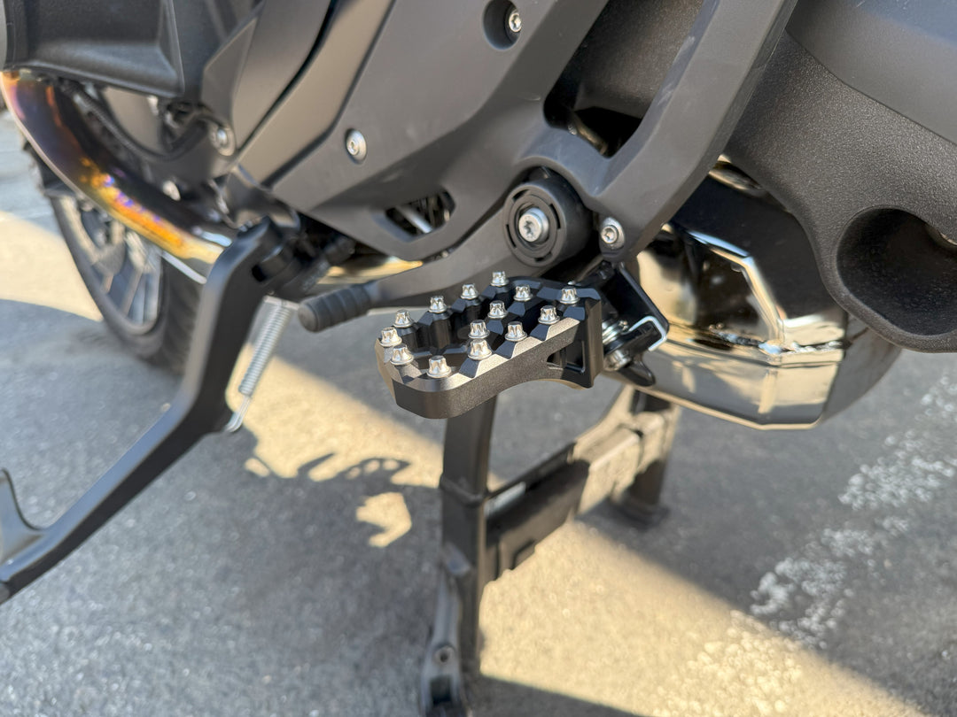 AltRider Adventure X Foot Pegs for the BMW R 1300 / 1250 / 1200 GS/GSA